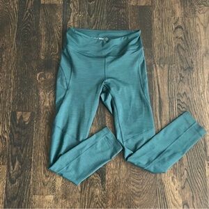 Outdoor Voices TechSweat Leggings in Evergreen Size Small
